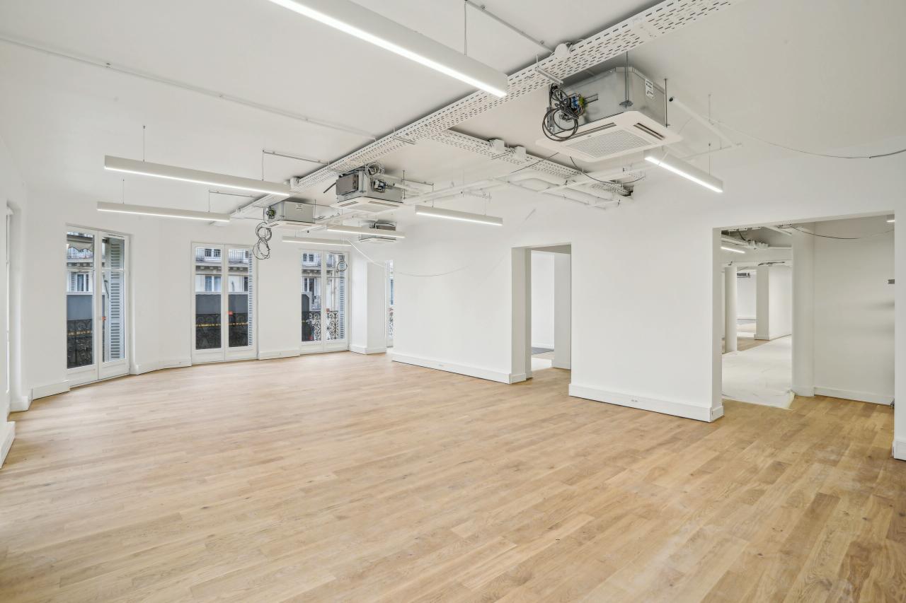 Bureau Paris 350m² Location bureau Paris OLBUR2315889 1